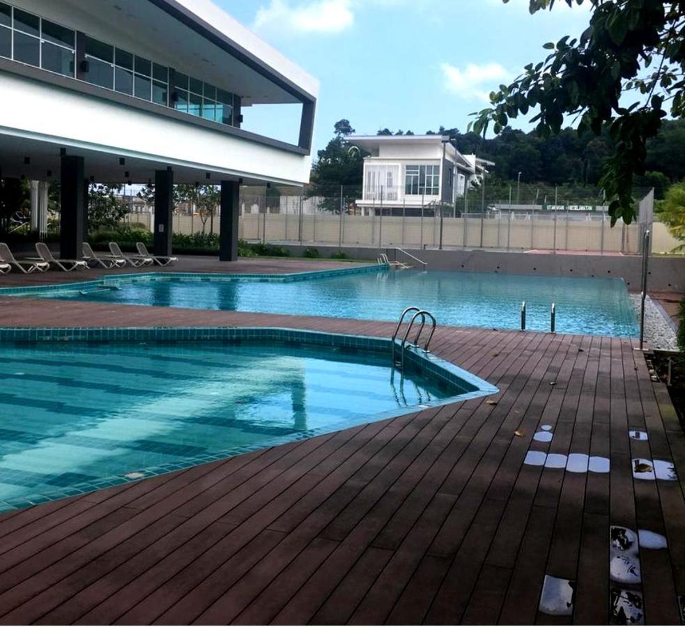 Johor Desaru Beach Bungalow Villas Kangkar Chemaran Екстер'єр фото