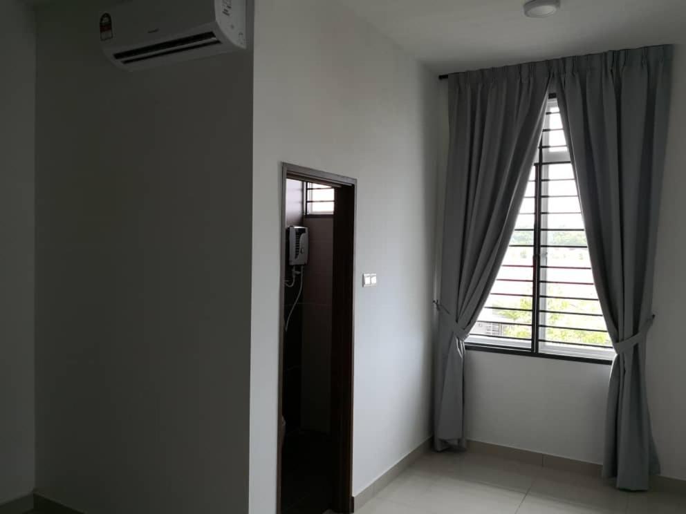 Johor Desaru Beach Bungalow Villas Kangkar Chemaran Екстер'єр фото