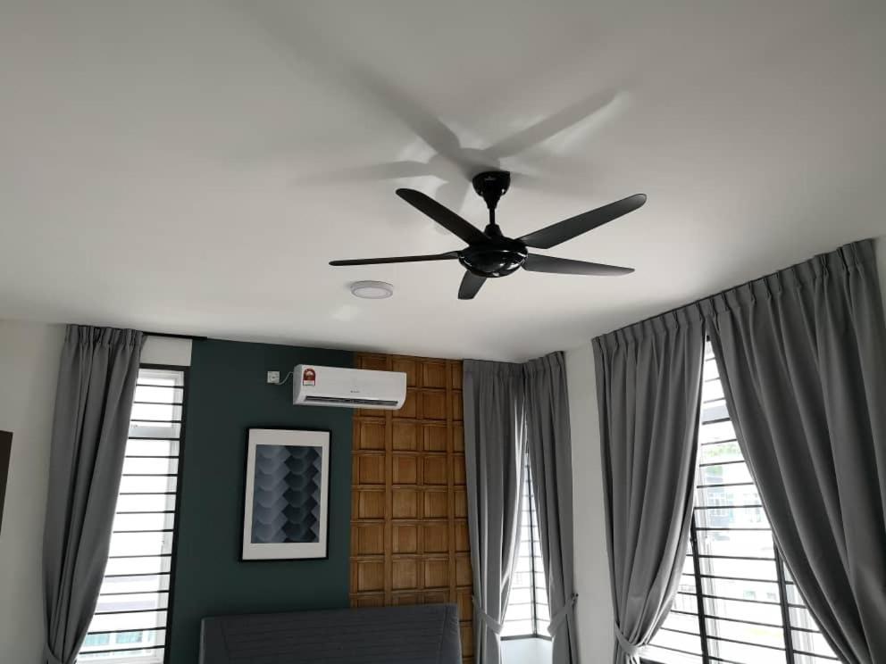 Johor Desaru Beach Bungalow Villas Kangkar Chemaran Екстер'єр фото