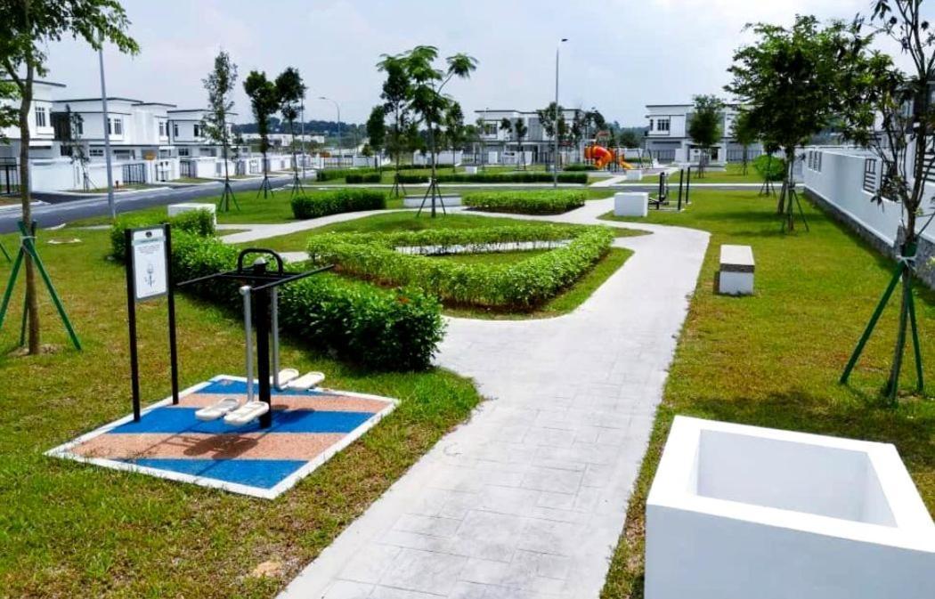 Johor Desaru Beach Bungalow Villas Kangkar Chemaran Екстер'єр фото