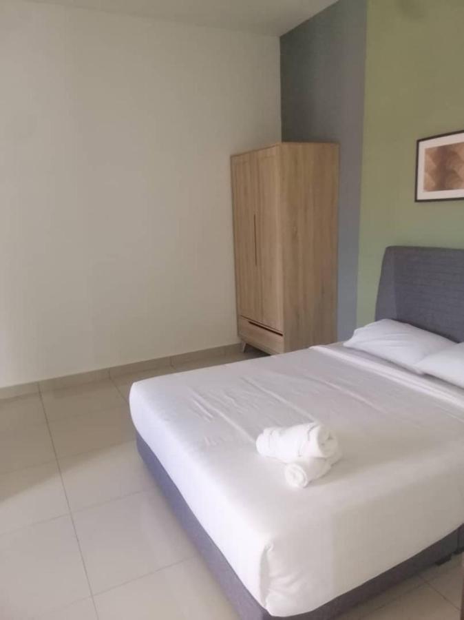Johor Desaru Beach Bungalow Villas Kangkar Chemaran Екстер'єр фото